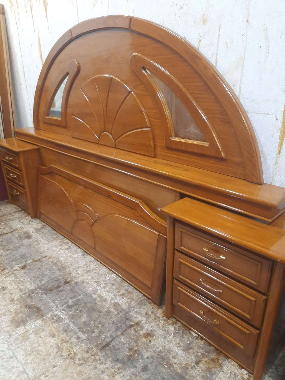 للبيع⭕️🔴⭕️🔴
غرفه 5 أبواب ملحق شغل توصي ( نظافه 💯 💯 )
العنوان. السكر. مقابل سانكو مول /ومحطة كهرباء السكر
للإستفسار اتصل📞📞 
*********** واتساب
*********** واتساب
معرض أثاث ( بشار ابو غسق )
🟢مستعدون لشراء غرف النوم والكناتير الصاج🟢
