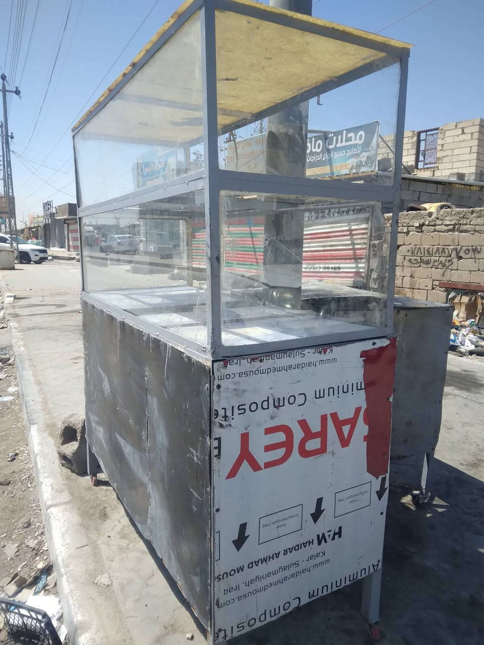 جام خانه فلافل حديد مع ميز تكلاه فلافل جاهزه مجهزه تاخذها كبل تبسط رايدها300
***********
