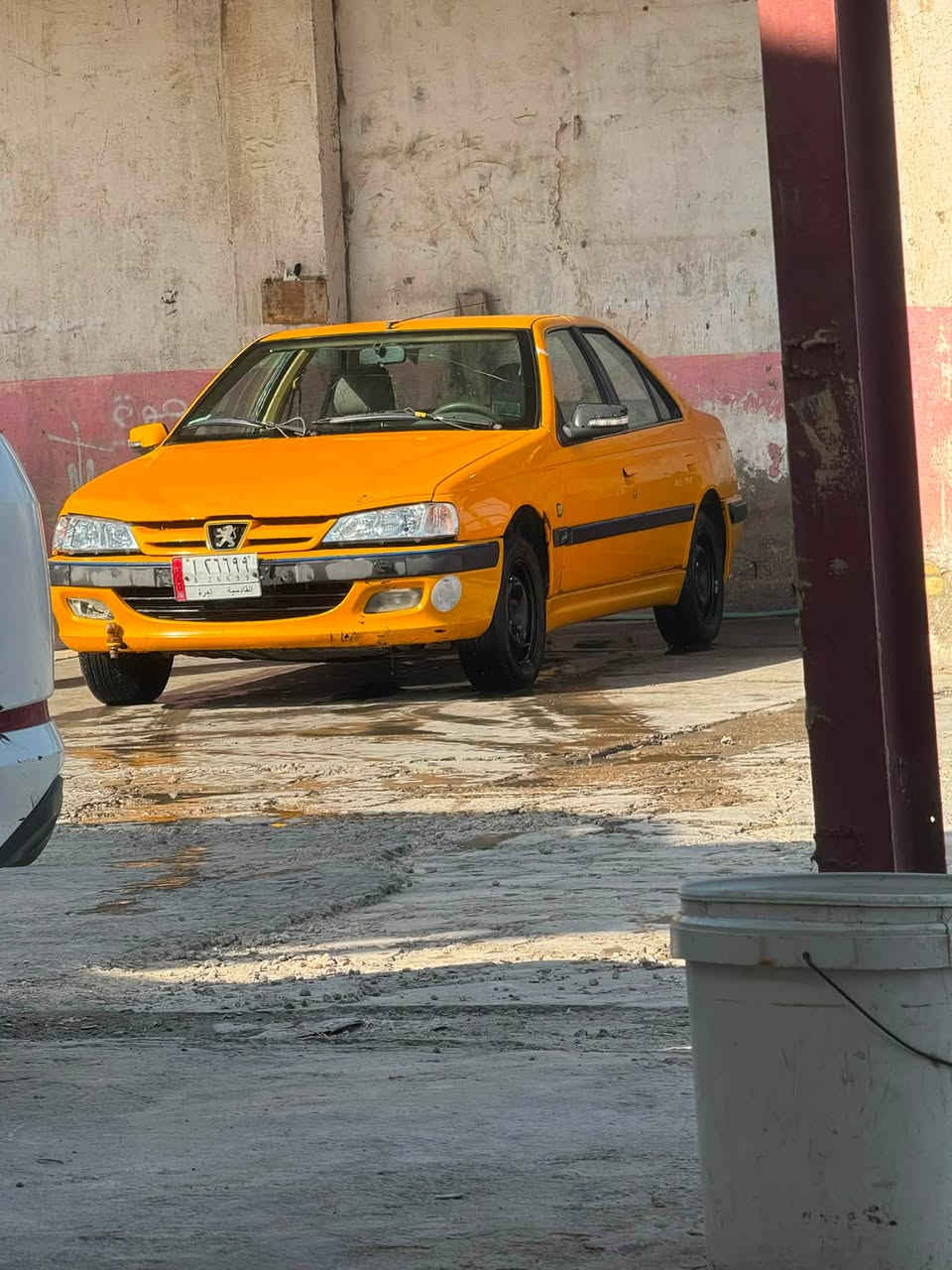 بيجو بارص 2018
مكفولة ماعدا باب الصدر بي بارد على وضعة مامصلح 
حدادية جديدة 
تبريد شغال 
تايرات جدد 
مصفرة هيئة وغرامات 
العنوان ديوانية 

***********
