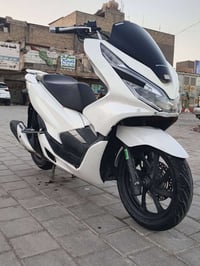 شباب بي سي اكس جيل ثالث مكفوله مكينه وكفر دراجه جديده مكينه 150ماشيه 3...