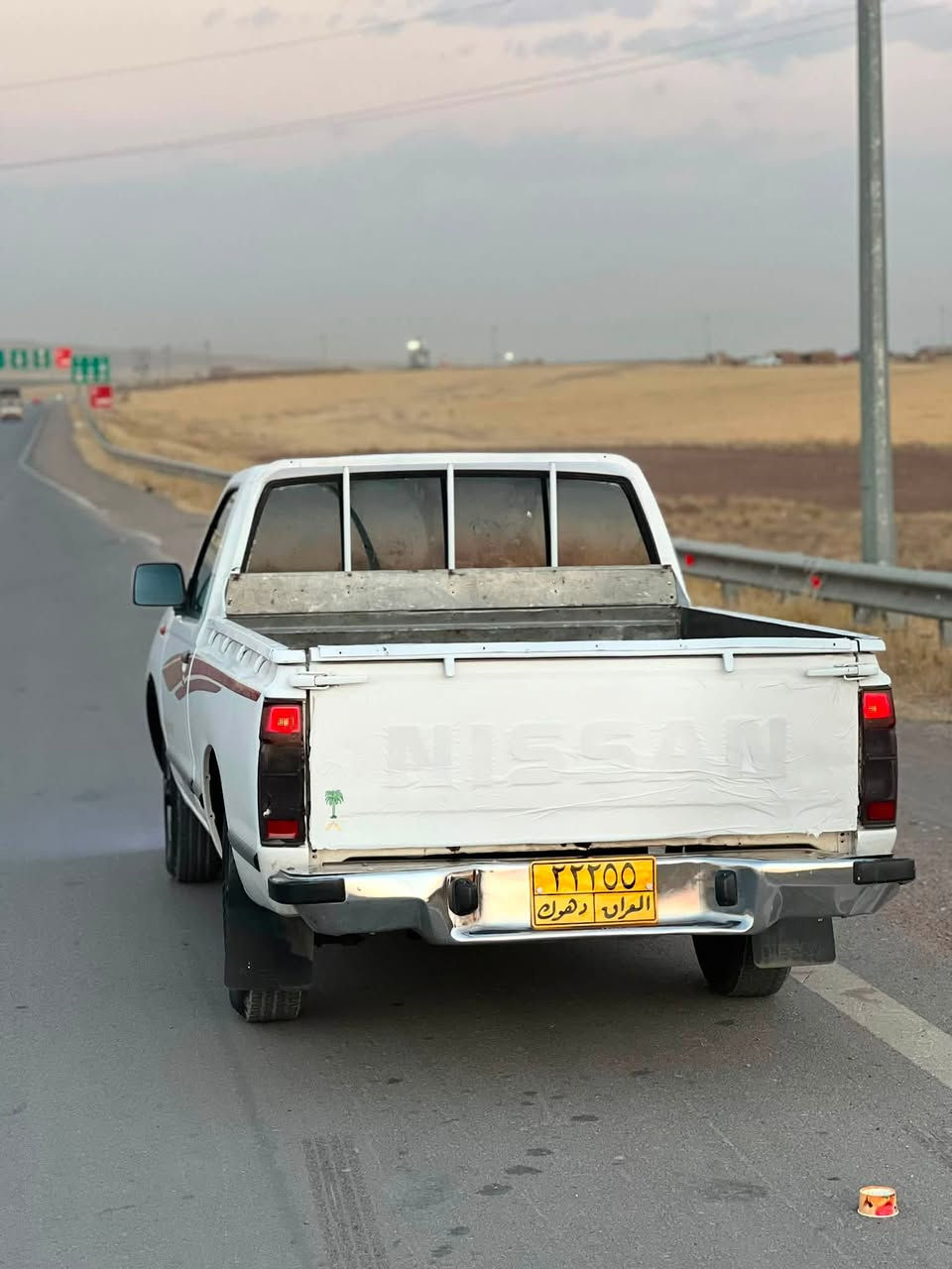 پیکاب نیسان مۆدیل ٢٠٠٨
٣پەرجی بۆیەخە گیرو مەکینە بەشەرت ئەکسل بەشەرت ٤وەر تای تەزو سەحر ٨١ وەروقە مەحمەلکی برایەنە

***********👈🏼
