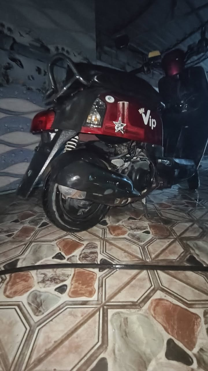 دراجة بوليس نوزل للبيع كل شي شغال بيها ومكينة ما مفتوح ***********

