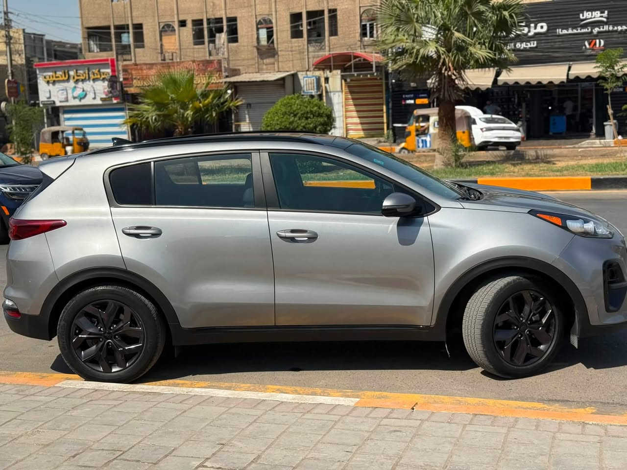 🚗 للبيع كيا سبورتاج 2022 وارد أمريكي 🇺🇸

🔹 الموديل: 2022
🔹 وارد: أمريكي
🔹 اللون: رصاصي
🔹 القير: أوتوماتيك
🔹 المحرك: اقتصادي وقوي 

✅ السيارة نظيفة جدًا ماشية ٢٢الف 
✅ محرك، قير، وشاصي بحالة ممتازة.
✅ مكيف ثلج، شاشة، كاميرا خلفية، ، مثبت سرعة، وحساسات (حسب الفئة).
✅ لا تحتاج أي مصروف.

📍 
📞 للتواصل: (***********

السيارة تستحق المعاينة، والبيع للمشتري الجاد فقط، والله يبارك لصاحب النصيب
