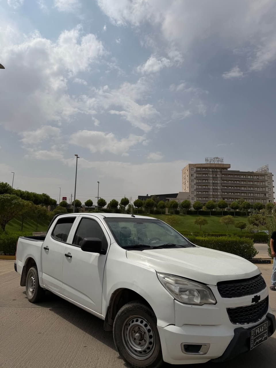 شوفرليت/ كولارادو مۆدیل ٢٠١٤ ئۆتۆماتیک رەنگ سپی 
کامل بۆیاخە سەیارە بی سەرەتایە و هیجی نیە کۆدی بۆ کراوە سبەی بیکە بە ناو خۆتەوە 46 مجال لە سلیمانئم  بس فرۆشتن گێر و مەکینەی گۆڕاوە بە بەطه دەعم لی دراوی نیە
***********
*********** السليمانية, العراق
