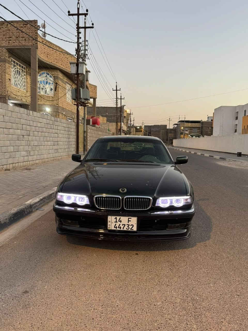 بي ام 740 موديل ٩٦ محدثه٢٠٠٠ محرك 8سلندر رقم بصرة انكليزي تحويل ثاني يوم تعمير جديد السعر ٦٥ مكان السياره بصرة للاستفسار *********** البصرة, العراق
