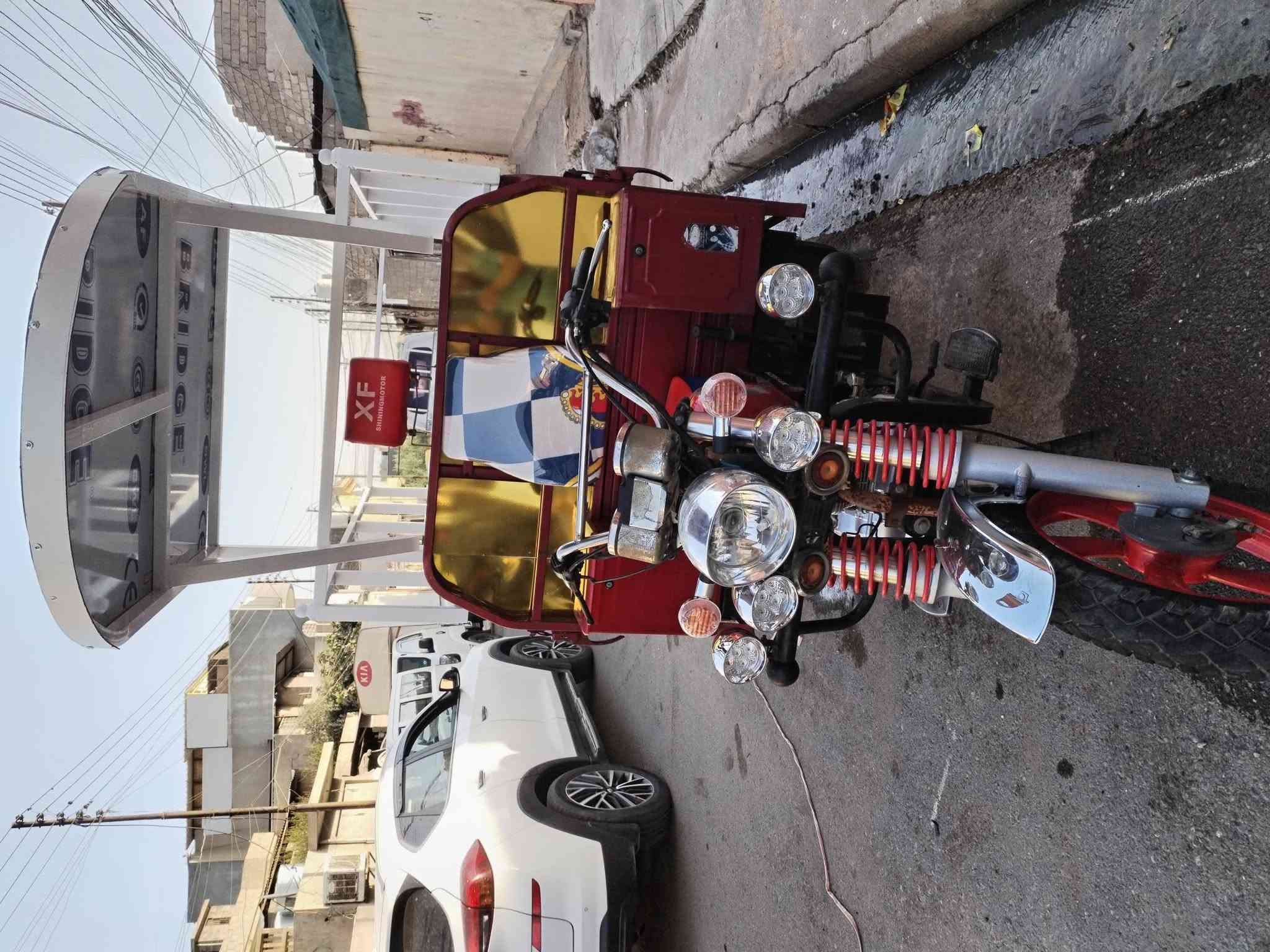 السلام عليكم
ستوته للبيع موديل 2020
جمباو اصلي كلها شرط
منفيس موجود مكينه نضيفه
وايرمنيه شغاله للتواصل
***********
***********
السعر( 1700)
