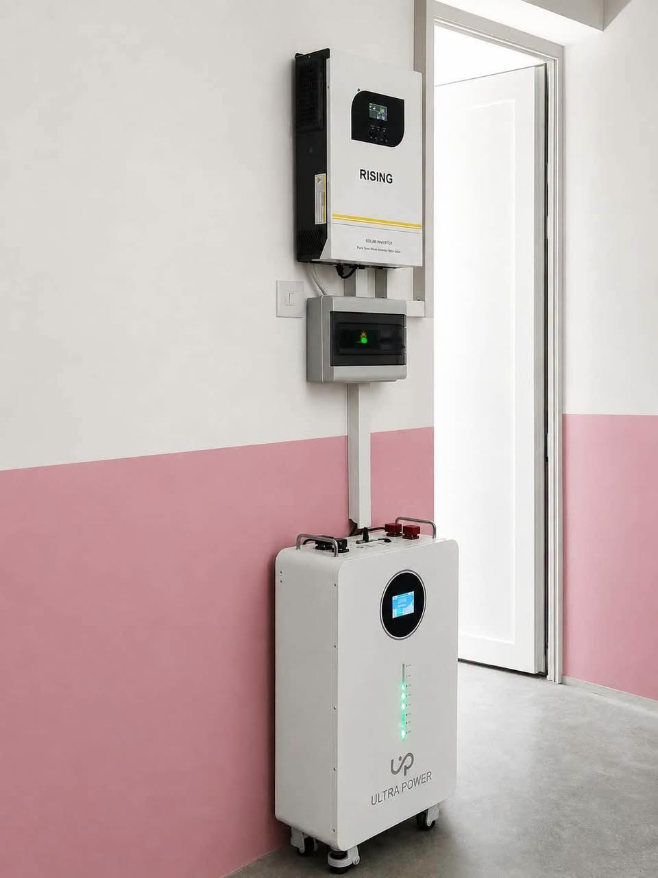 ☀️ تنصيب منظومة طاقة شمسية 2026 ⚡️
من تنفيذ كادر شركة رويال سولار – صلاح الدين 🔵
🏠 منظومة منزلية بنظام 48 فولت
 🔋 8 أمبير ليلي | 10 أمبير نهاري 📈 قابلة للتطوير مستقبلًا حتى 27 أمبير حسب احتياج المنزل.
📍 الموقع: صلاح الدين – ناحية الصينية

 👤 للأخ عيسى إبراهيم عوايد

نسأل الله له فيها الخير والبركة 🌹
🔧 مكونات المنظومة:
🔹 إنفيرتر Risen Hybrid 6.2KW
🛡️ ضمان سنتين
🔹 بطارية ليثيوم ULTRA POWER – 8KWh
🛡️ ضمان 5 سنوات تبديل + صيانة
🔹 ألواح LONGi Hi-MO X10 – 645 واط
☀️ عدد 4 ألواح
💳 خيارات الدفع:
✅ متوفر نقدي ✅ متوفر أقساط لموظفي كي كارد لمدة 18 شهرًا

🚀 نظام 48V قابل للتطوير — ابدأ بما تحتاجه اليوم وطوّر منظومتك مستقبلًا.

📍 فروعنا: 🔵 كركوك – شارع القدس – مقابل كوفي الجادرية – عمارة رويال نيت
🔵 كركوك – شارع المطار – قرب فلكة تكريت
🔵 صلاح الدين – تكريت – القادسية – شارع الكراج – قرب الحديثي للموبايل
📞 للحجز والاستفسار واتساب
: *********** – كركوك
*********** – صلاح الدين / آسيا
*********** – صلاح الدين / زين
☀️ رويال سولار | طاقة أقوى… راحة أكثر
ضمان حقيقي • تجهيز • تنصيب • صيانة
