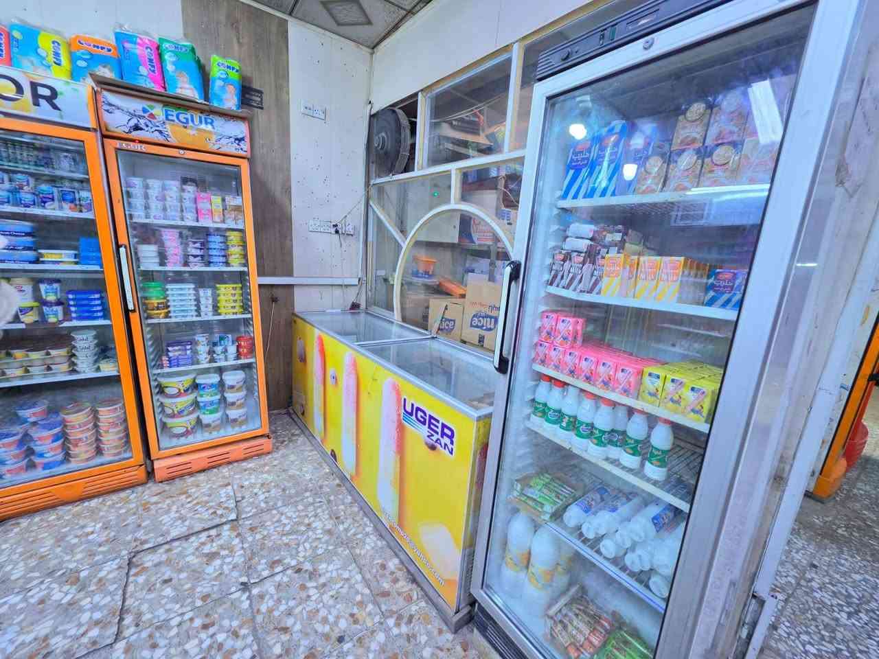 اسواق للبيع • حي الكوفة • قرب كسرة