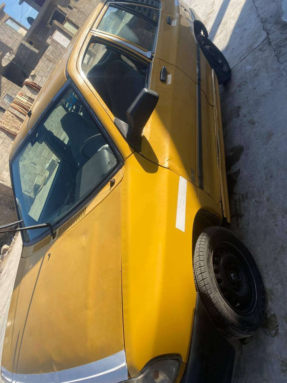 سايبه موديل 11 سنويه نهايه 29 بيها بطاقه بانزين محرك وكير خير من الله والباقي جدام العين السعر 18 بيها مجال *********** كركوك, العراق
