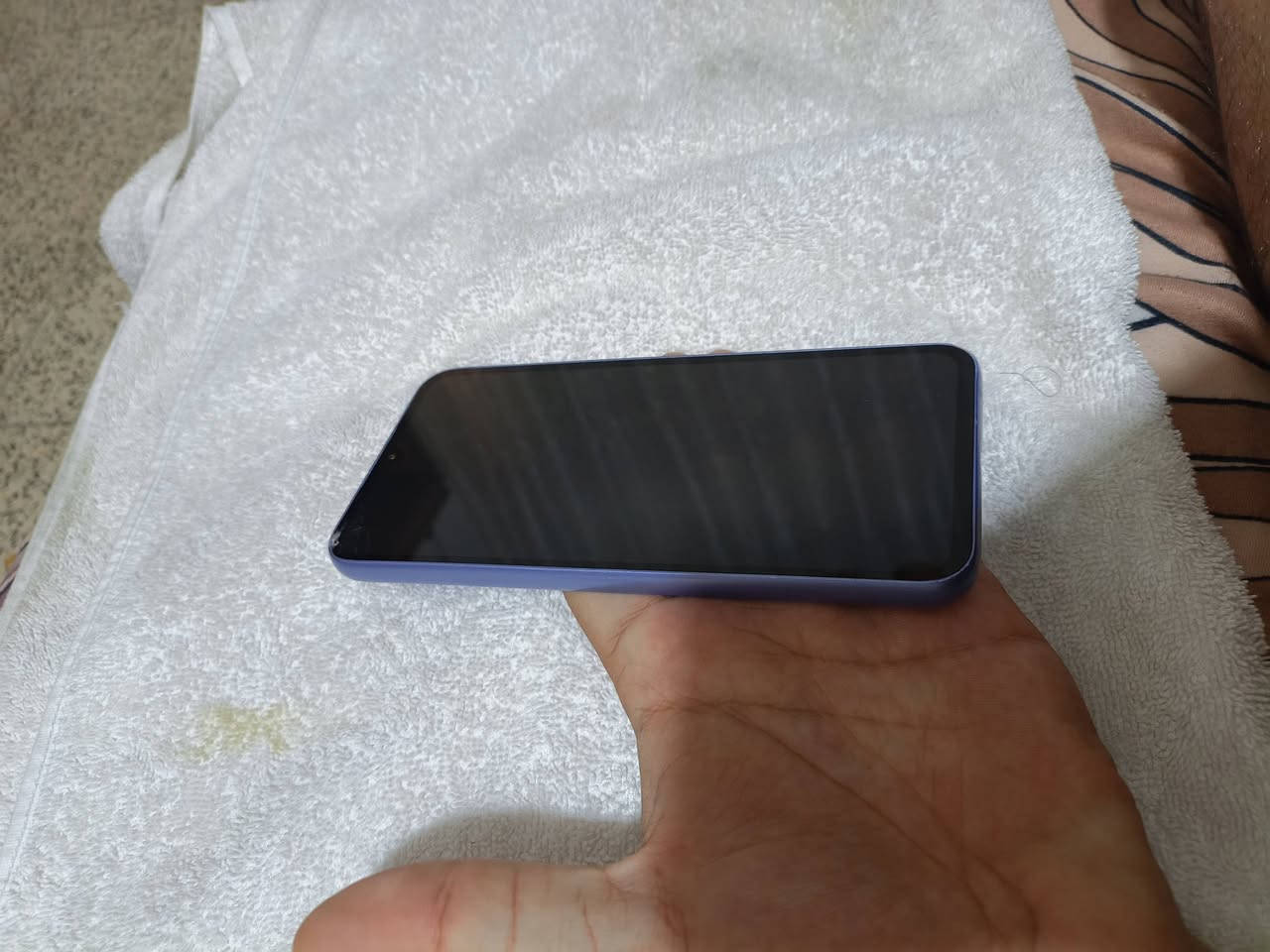 السلام عليكم شباب جهاز سامسونك اي 34 فايف جي جهاز نضيف ومكفول فقط بي فطر بطرف شاشه من فوك السعر 160 بي مجال قليل شراي يجي خاص مكاني كوت الطشاش الاستفسار ***********
