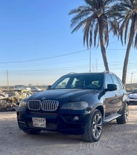 X5 موديل 8للبيع مكينة لكزز كير لكزز حاوية اني شادة بيها بعض النواقص وك...