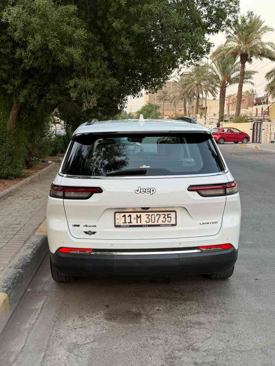 السلام عليكم
جيب 2021خليجي وكالة هارلم بسمي تحويل مباشر لمتدد تحويل مباشر
مواصفات المتدد معروفة ميحتاج اذكرهن 
مكفولة من الضربة والصبغ والتبديل عدا بارد شي بسيط 
ماشية 71
السعر 270وبيهة مجال للشراي 
اي استفسار ***********
مكاني بغداد حي القاهرة
