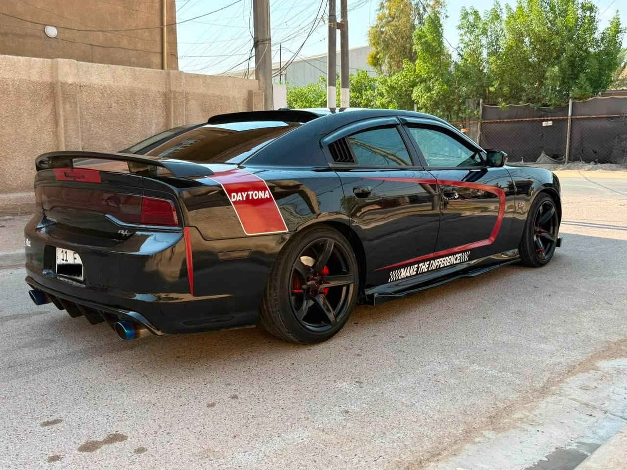 السلام عليكم
للبيع او مراوس 

دوج تشارجر 2012 

RT 5700 هيمي 

ماشيه 85 الف حقيقي

رقم بغداد دولي جديد بأسمي هزه جديده سنويه جديده 

السياره عليه برمجه مصطفى ايكل عليه كزوزات وصوت طلقات رعب بيه تزويد حشوه المحرك 

حادثه دعاميه اماميه فقط بدون دواخل وبلعراق بيه جاملغ خلفي جهه السايق والباب بيه قطع صبغ بدون دواخل السونار مرفق مع الصور 

كير ومحرك مكفولات صدر امامي وخلفي جديد تخم تاير ويل 20 تبريد ثلج كهربائيات كله سليمه السياره بدون نقص جاهزه كلش معروضه ( 130$ ) وبيه مجال بسيط مكاني بغداد الكرخ للاستفسار***********
