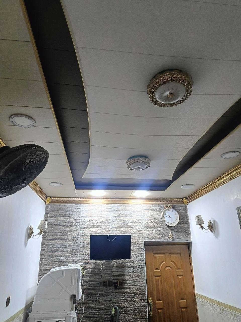 السلام عليكم دار 100 متر  طابقين للبيع الطابق الاول الاساس صب بناء طابوك  سقف صب يحتوي  على  استقبال صالة و مطبخ و صحيات الداخلية وخارجية و الطابق الثاني البناء طابوك سقف عكاده يحتوي على غرفه وصاله بناء مال جناي او متعوب عليه
السلام عليكم 
دار 100 متر  طابقين للبيع الطابق الاول الاساس صب بناء طابوك  سقف صب يحتوي  على  استقبال صالة و مطبخ و صحيات الداخلية وخارجية و الطابق الثاني البناء طابوك سقف عكاده يحتوي على غرفه وصاله بناء مال جناي او متعوب عليه
سعر الدار (50)مليون   وبي مجال

 العنوان :البراكية/ شارع المطار القديم /الفرع المقابيل صيدليه صفا  
***********
***********

