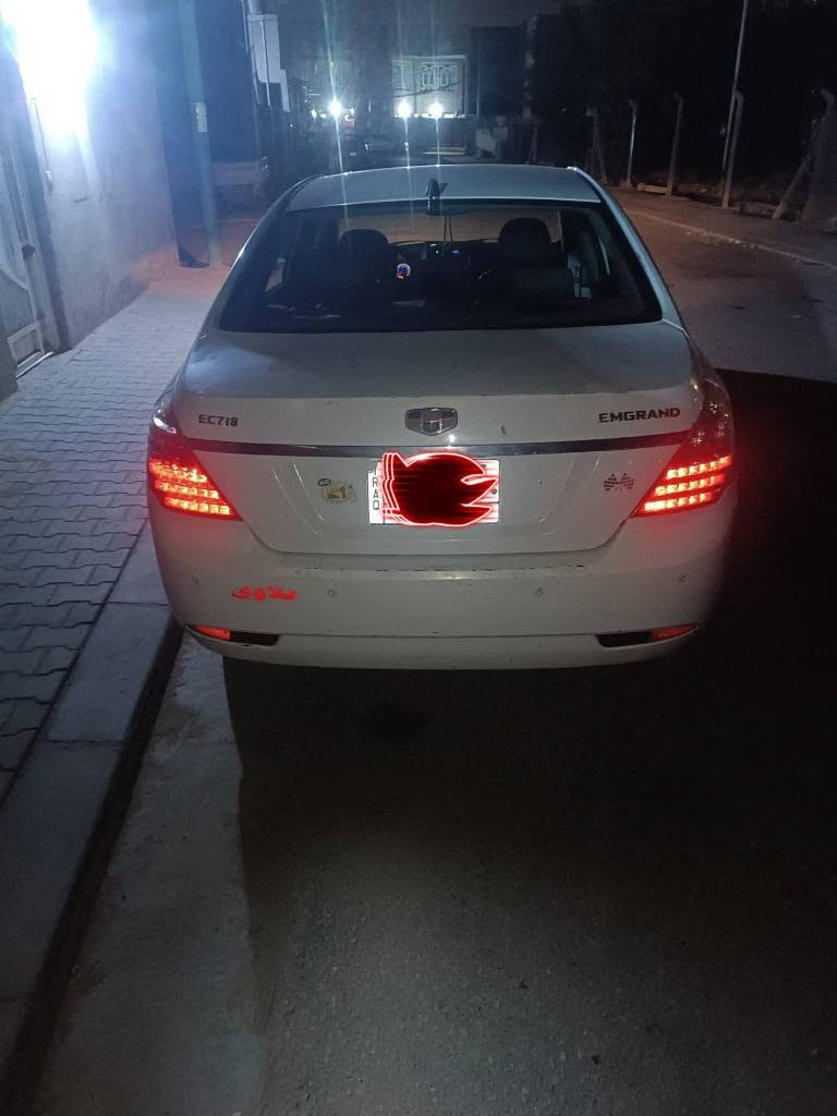 امكراند للبيع مديل ١٣ سياره كيرها يفصل حداديه حديده بس سياره بيها خياسات بلبيبان ولعتب وماعرف شمبدل بيها سنويه ل٢٠٢٧ مكانها نجف سعر ٢٦ وبيها مجال حك جيه *********** النجف, العراق
