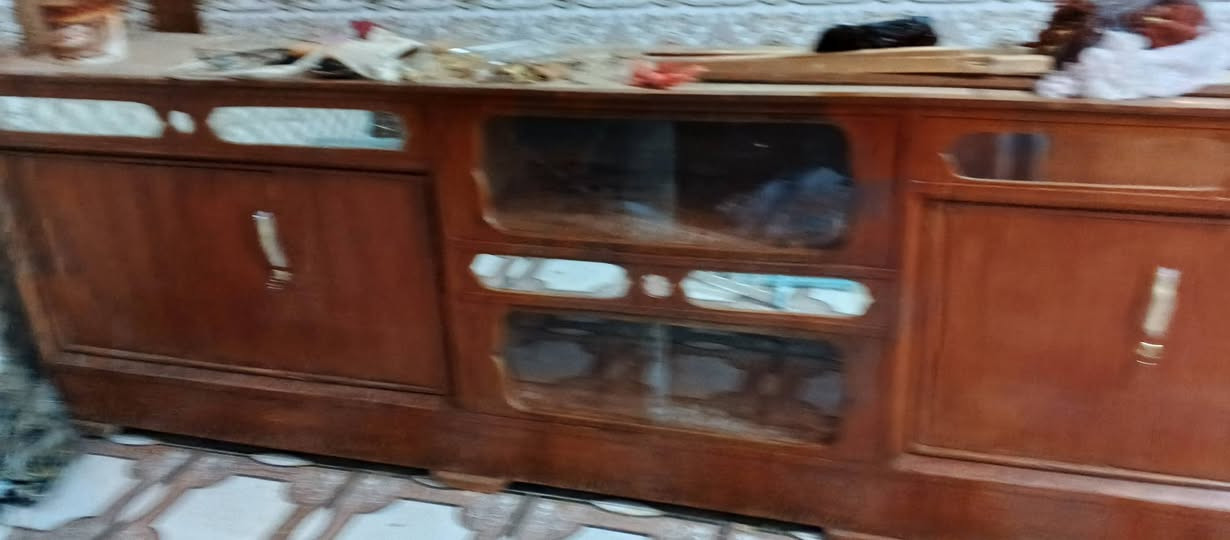 كنتور أربع باب • بوفيه • الرمادي شارع 60
