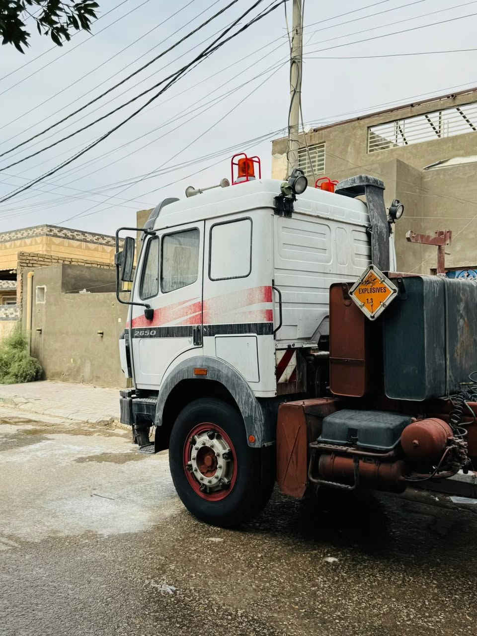 سياره البيع موديل 91 مكينه 50 كير 240مجموعه جيف الاستفسار تصال على رقم *********** مكلف بل نشر
