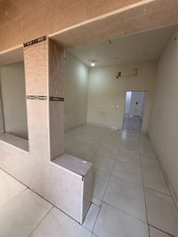 حي المهندسين • غرفتين • درج معزول