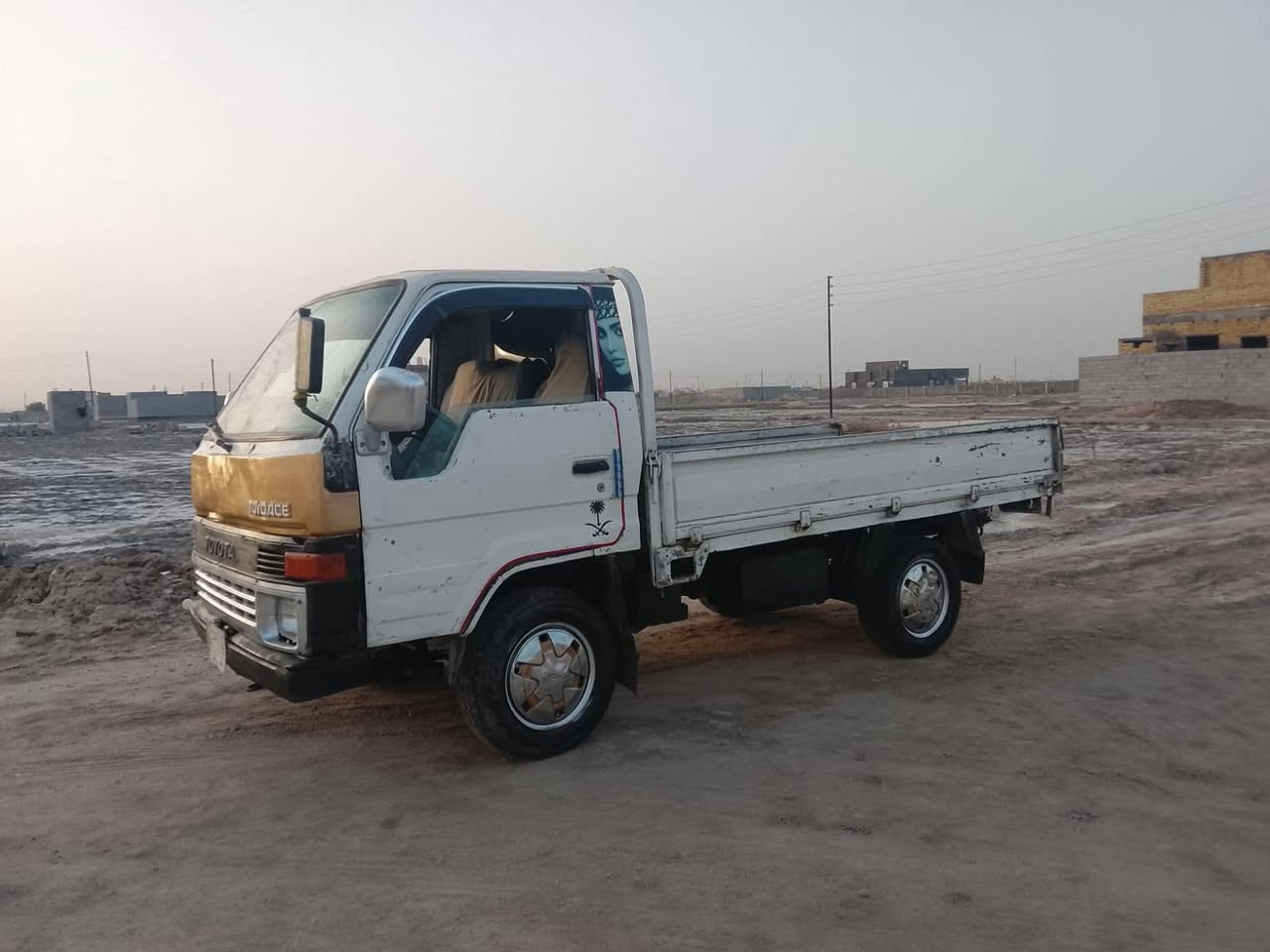 السلام عليكم
سياره بنكو للبيع

سياره خير من الله كير محرك  حلو

سعر ٣٠ ورقه بيهه مجال

***********

مكان البصره  ابو خصيب
