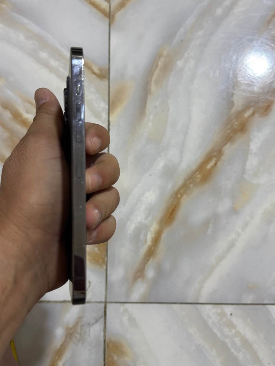 ايفون 13 برو ماكس لون اسود ذاكره 512 بدون ملحقات البطاريه 95 معلايه مبدا فلاش مال كاميره الجهاز نظيف جدا ومابيه اي شي مكاني بغداد العطيفيه نهايته قفل 675 الف *********** بغداد, العراق
