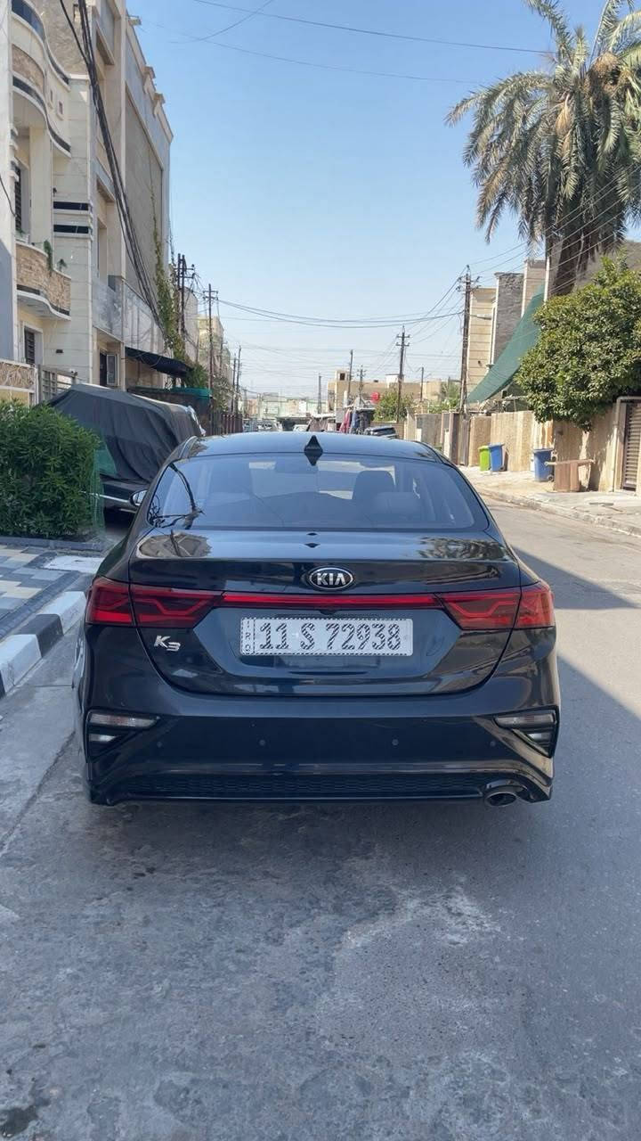 السلام عليكم K3 سيراتو مديل 2020 وارد كوري رقم بغداد انكليزي مكينه 1600 دوش السياره جديده بمعنى الكلمه فوول عدل الفتحه ✌️ سعر مناسب جدا بيه كم قطعه كلير لادواخل ولامعجون ولاصبغ والا بارد اتصل بيك خير ودلل *********** __***********  بغداد المحمودية
