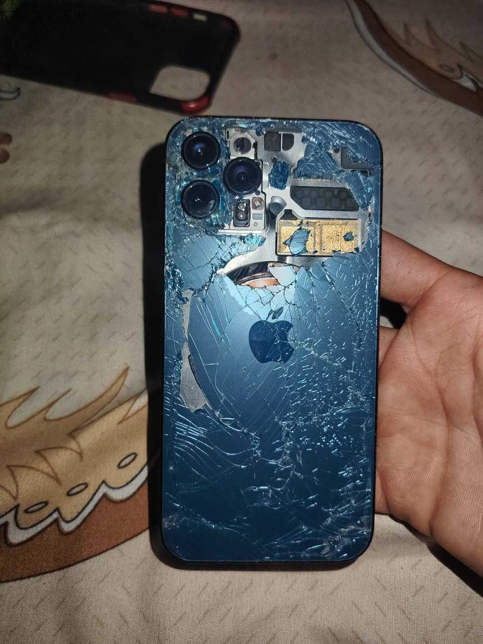 12 برو للبيع ***********
