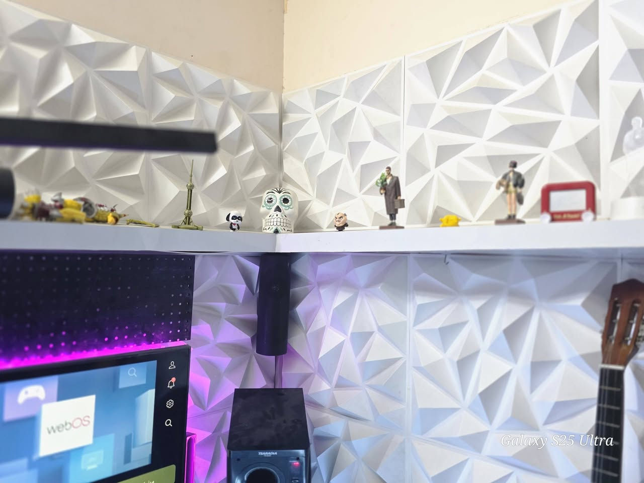 ميز وديكور • سستم صوت • انارات LED
