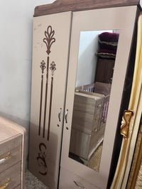غراض مستخدمة للبيع كنتور طفل غرفة نوم عراقي ومروحة جرباية نفر تطبك سري...