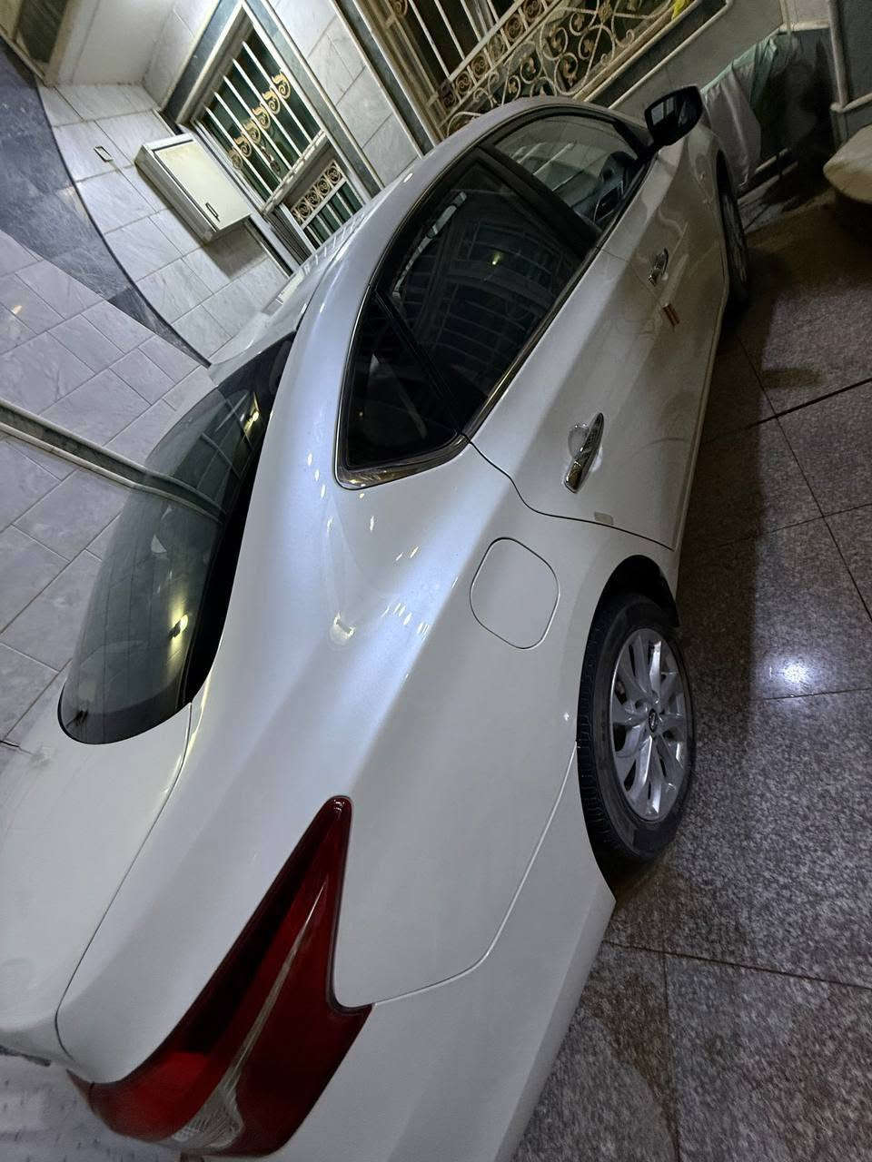 نيسان سنترا 2025 (Nissan Sentra)

🌍 المدينة –  بابل

•   🛣️  المسافة المقطوعة    -  26k
------------------------------------------------------------ 
💰 السعر: خاص 
 
الارقم لتواصل / *********** .  ***********

🔧 المحرك والأداء:
🔸 محرك 4 سلندر سعة 1600 سي سي
🔸 ناقل حركة أوتوماتيك CVT
🔸 أداء ناعم واستهلاك وقود اقتصادي
🔸 نظام دفع أمامي
🔹 جنوط قياس 16 إنج
🔹 إضاءة أمامية LED
🔹 مرايا جانبية كهربائية
🔹 تصميم عصري وانسيابي
🔸 مقاعد جلد مشمشي مريح
🔸 تحكم بالمقود (ستيرن ملتي)
🔸 شاشة وسطية
🔸 نظام تكييف فعال
🔸 زجاج كهربائي

🔹 بلوتوث + USB
🔹 نظام صوتي جيد

🔸 وسائد هوائية
🔸 نظام ABS مانع انغلاق الفرامل
🔸 نظام الثبات الإلكتروني ESP
🔸 كاميرا خلفية
🔸 حساسات خلفية

#سنترا #سنترابابل حلة, بابل
