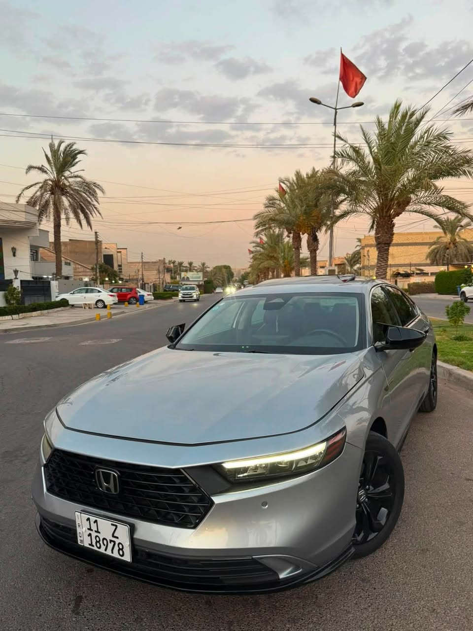 السلام عليكم هوندا اكورد EXL 2024
ماشية 28 الف ميل
فول مواصفات 
•كشنات جلد تدفئة
•قطعتين تبريد
•ذاكرة تخزين مقاعد
• مكينة 2000 هايبرد تنفس طبيعي
• كير اوتوماتيك 
• شاشة كبيرة
• ⁠سستم سماعات 
•فتحه سلايد
• كاميرا خلفية 3 انظمة
• كراسي كهرباء 
• رادار امامي
• مانع تصادم
• محدد مسار 
• تصحيح مسار
• شفتات بالستيرن
• مثبت سرعة
• مانع انزلاق
• دخول ذكي 
• إنارة ترحيبية
• هندبريك كهرباء
• عداد ديجيتال
•لايت عدسات زينون
• نظام اوتو لايت Auto
اوتو هولد للبريك
• حساسات مطر 
• حساسات امامي خلفي 
• حساسات ضغط هواء الإطارات
• أوامر صوتية
• 4 أنظمة قيادة (eco,individual , sport,normal )
السيارة بيهه صفحة + بنيد صبغ جاهزة بدون اي نقص وتراي وين متريد رقم بغداد بسمي 
السعر 157 $ وبيهه مجال 
مكان السيارة الاعلام او البياع 
***********

