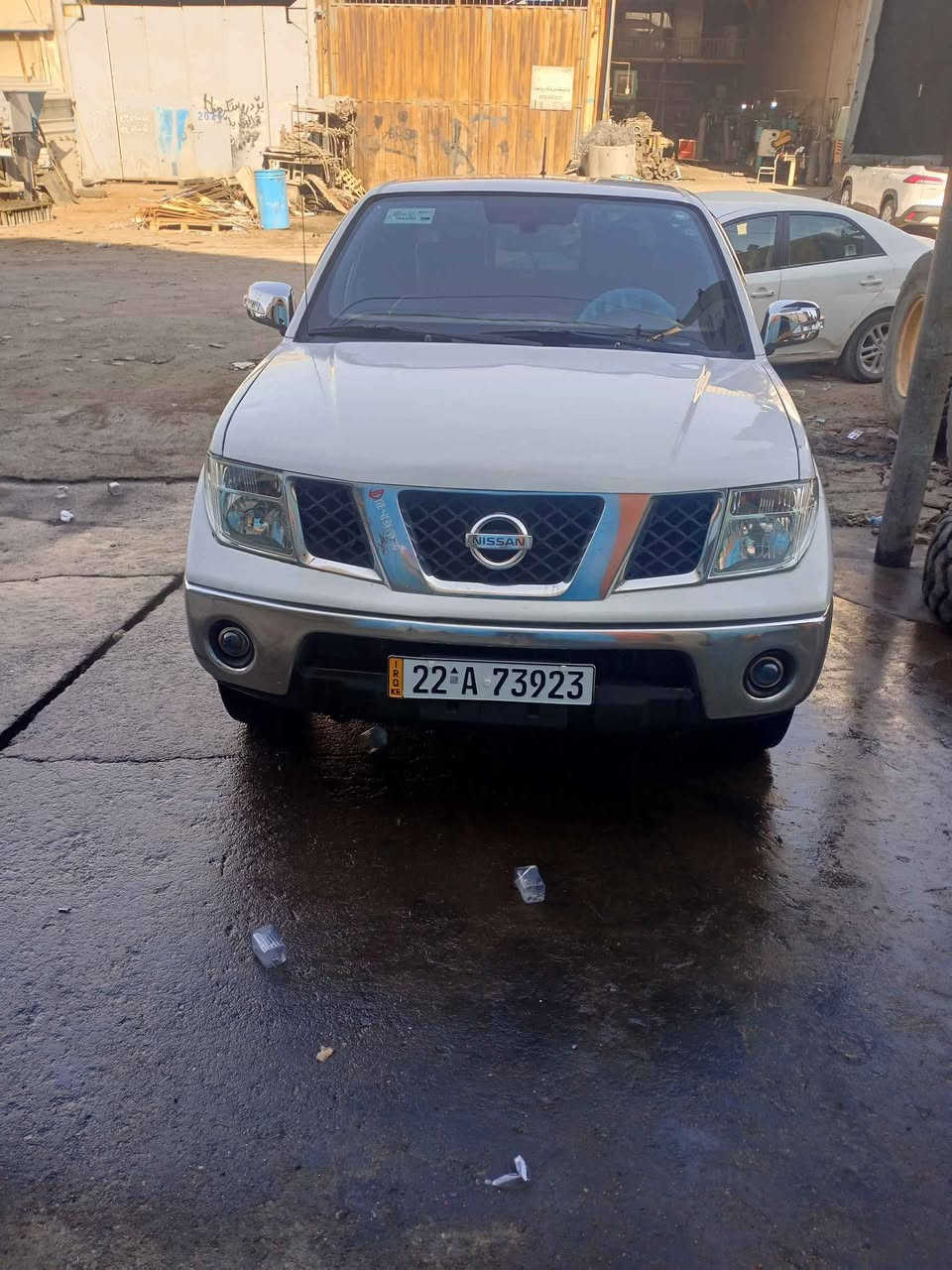 نیسان ناڤارا.2009.  4 پەڵە سبوخ بێ داخیلی. غازو بەنزین.
گێر و مەکینە بە شەرت.تەبریدبەشەرت
هەزەو سەنەوی رەقەم نوێیە   بە ناوی خۆمە.4تایەی نوێیە

*********** أربيل, العراق
