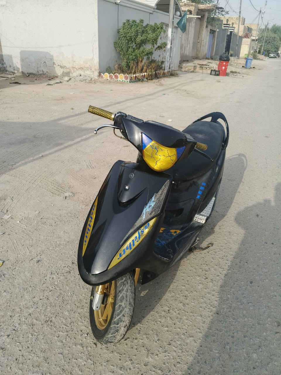 ماكس عدله للبيع الدراجه ويل رياضي دبلات رياضي فچ رياضي الدراجه سلف  المكينه مفتوح بيه بس ولفات السعر450 وبيه مجال حك الجيه  موجود وتسأب فقط *********** مكاني شاميه
