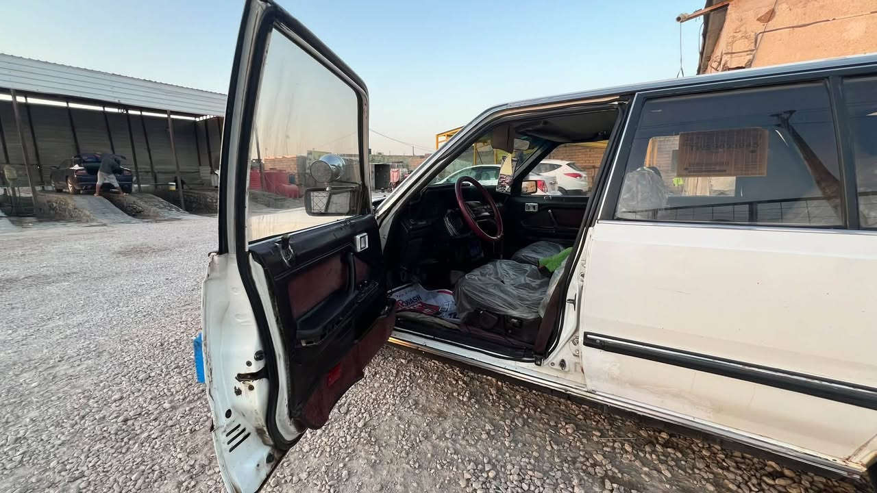 سوبر مديل ٨٥ مكينه كير مكفولات حداديه كامله للاخير تبريد شغال لايت شمسي LED وحده مشتري ب ٩٠ الف تخم تاير صارله شهر سياره جهازه سايد بريك شغال دشبول كله شغال تشغيل عن بعد دمام اريع سماعات شاشه لمس السعر ٤٢ وبيها مجال رقمي ***********
