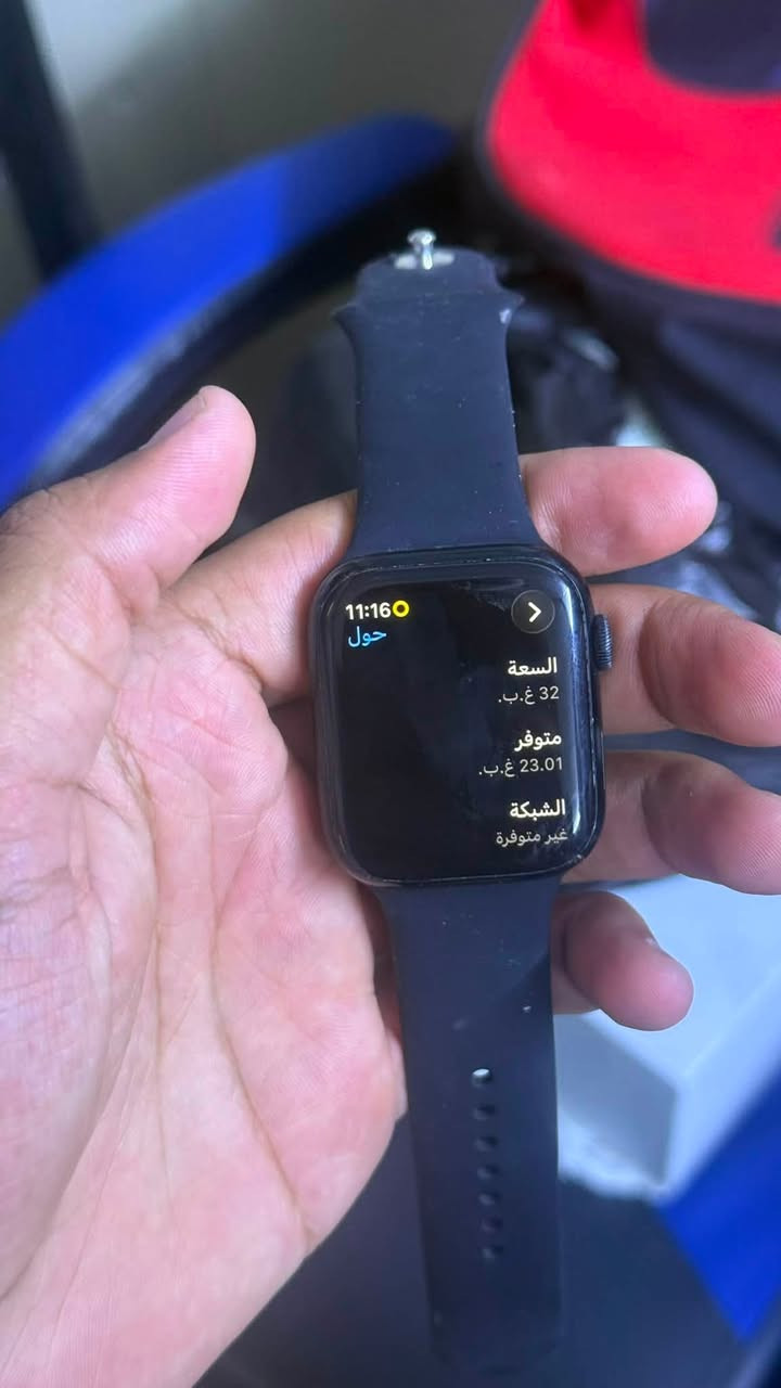 أبل واتش ٧ • بطارية ٨٥٪ • شاحن أصلي