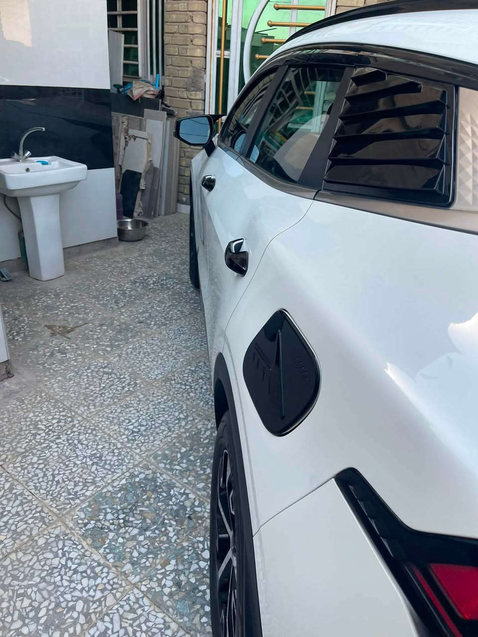 السلام عليكم
🚘 كيا سبورتج فور اكس  موديل 2024 للبيع

وارد أمريكي —  فئة 

بنرامه السياره 

‏🖤 

📍 ماشية فقط٤١ألف ميل

⚙️ محرك 2500cc

🔧 كير 8 سرعات

🚙 4 وضعيات قيادة

📸 كامرات 360°

🖥️ شاشة متصلة

🔥❄️ تدفئة وتبريد للكشنات

💺 كشنات كهربائية مع خزن وضعيات

🛠️ الحادث: اشويه بل بنيد  .

✅ بدون إيرباك

✅ السيارة نظيفة جداً وجديدة بمعنى الكلمة.

💰 **السعر: 255

🔻 بيها مجال بسيط 

📍 مكان السيارة: بغداد – الدوره 

📞 للاستفسار: ***********

👤 ايهاب

