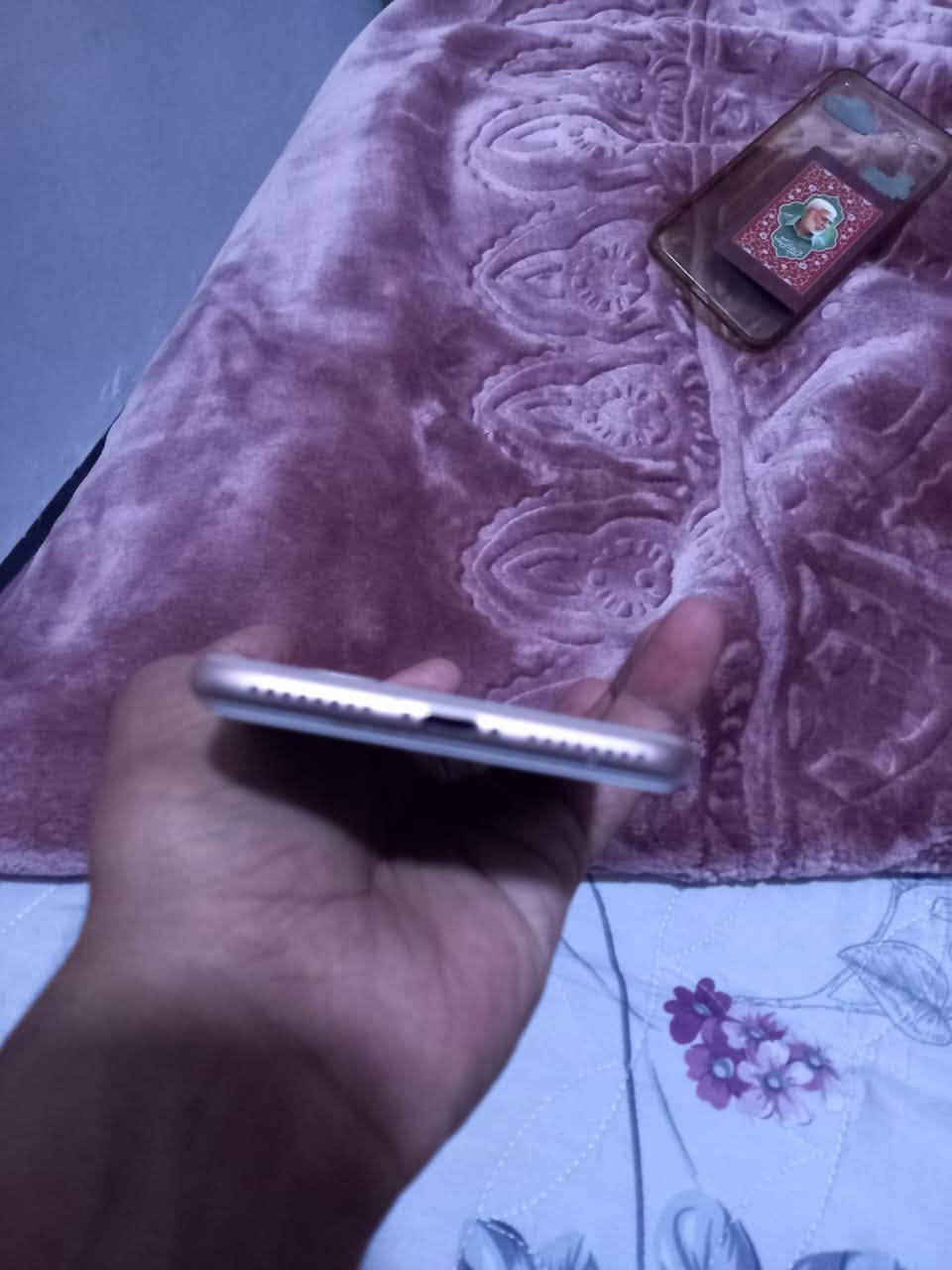 ايفون ٨ بلاس • ١٢٨ جيجا • بطارية ٧٤٪