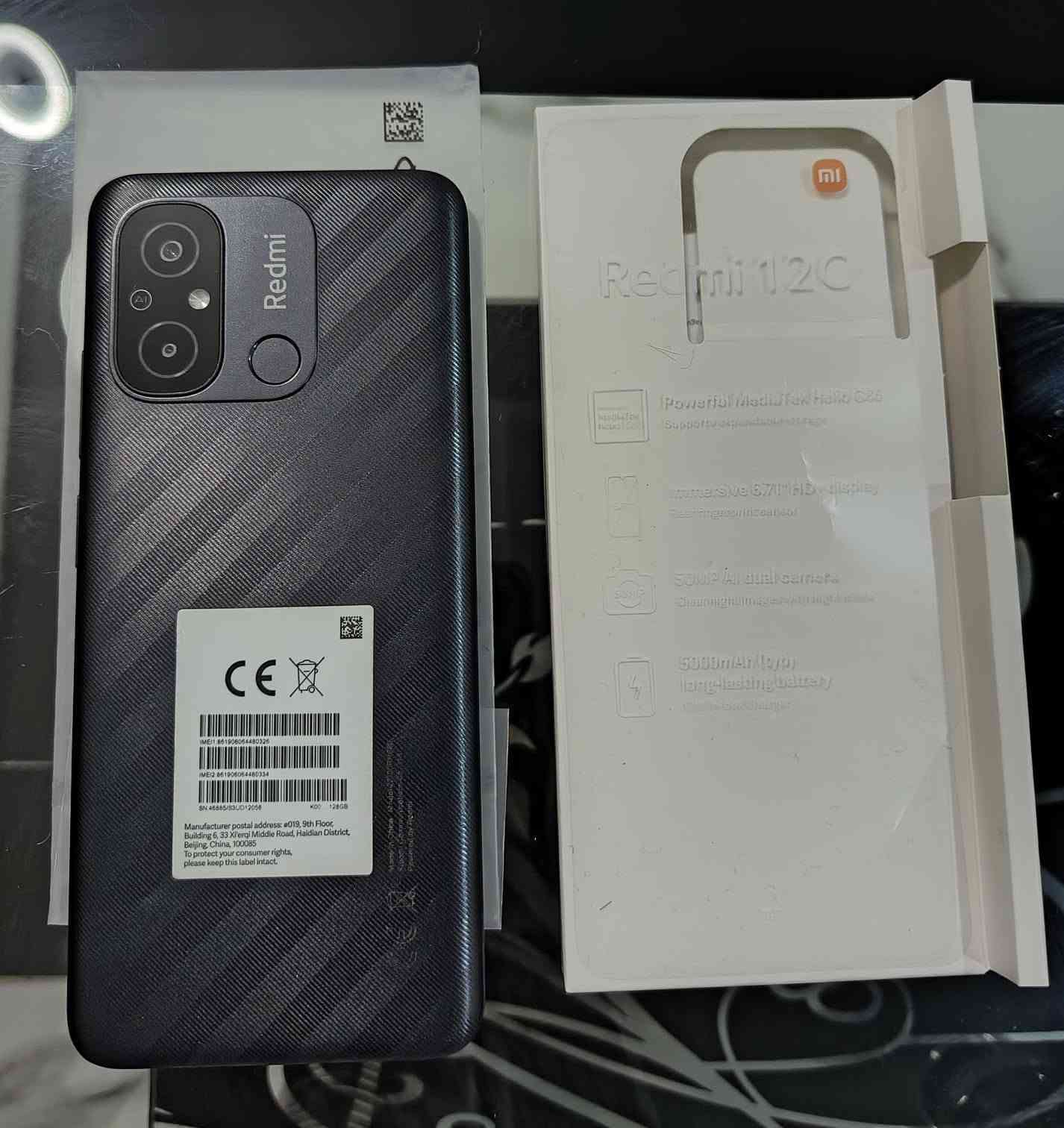 موبايل شاومي Redmi 12 C
الذاكرة 128G 
الكاميرا 50 ميجابكسل 
الجهاز مستخدم قليل نظيف جدا جدا كامل مع جميع ملحقاته ...
الجهاز اخو الجديد ..
السعر 150 الف مع مجال قليل 
***********  يتوفر واتساب

