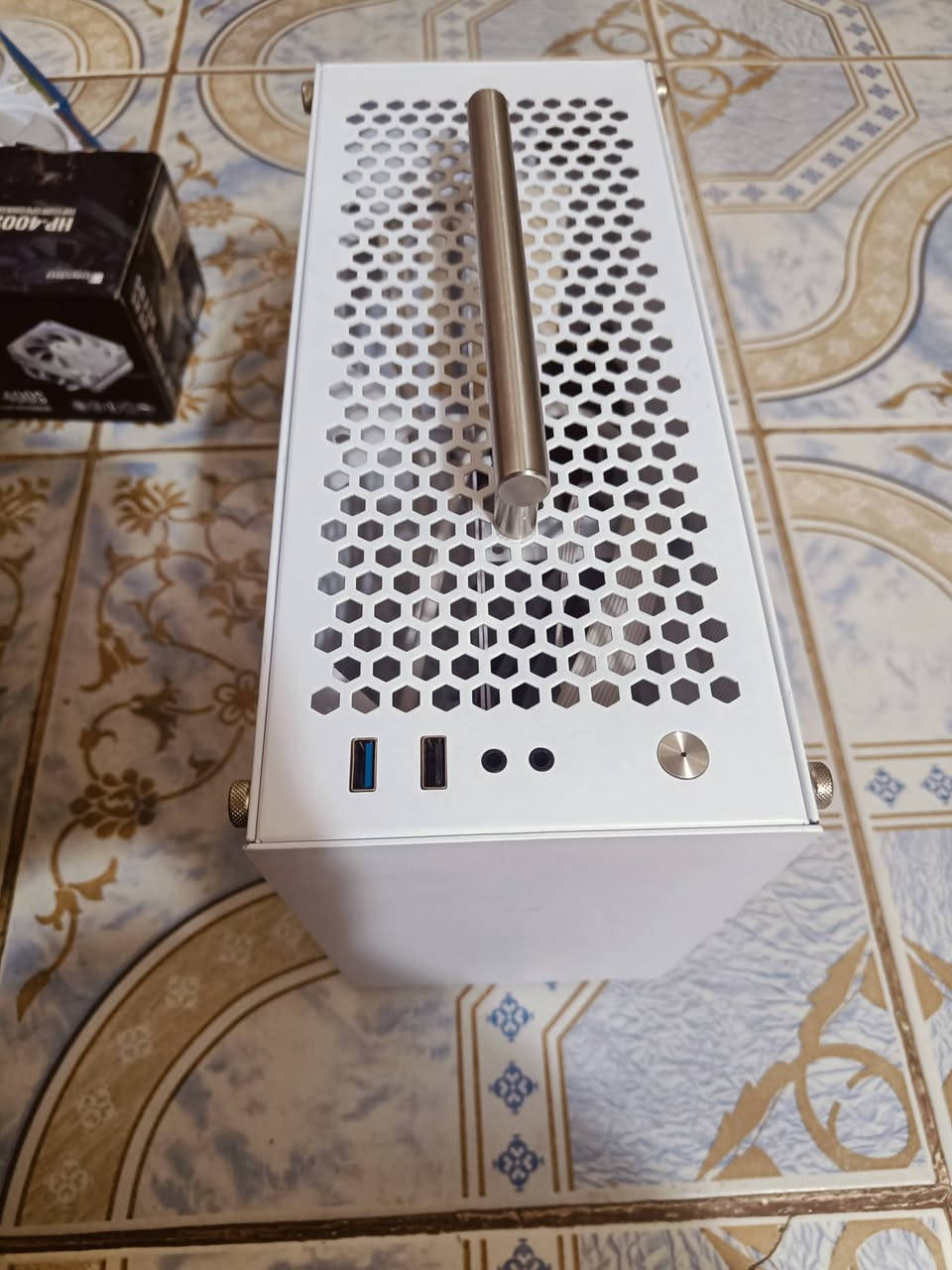 سلام عليكم من رخصت الادمن 
قطع متوفرة حجز خاص او واتساب توصيل موجود 
رقمي ***********
أسعار أسفل صور
