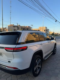 جراند شيروكي ليمتد بلاس • ٢٠٢٤ • ٥ كاميرات