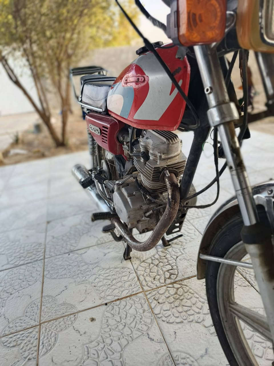 للبيع دراجه آيراني موديل 21 نامه باب اول مكفوله من البوك محرك مفتوح ادوات السعر 325 قفله مكاني ميسان ناحيه سيد احمد الرفاعي  للاستفسار ***********

