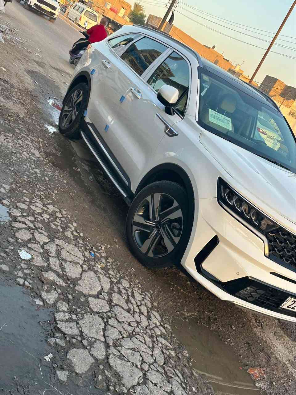 سورنتو٢٣خليجي كفالة عامه من الشخط ماشيه ٢٦بشرط الفحص فول مواصفات بس فورويل مابيه و٥كامرات رقم اربيل تحويل نفس اليوم باسمنه 
اتصال 
***********
***********
السعر٢٧٠بيه مجال شي بصيط Kulai, JHR
