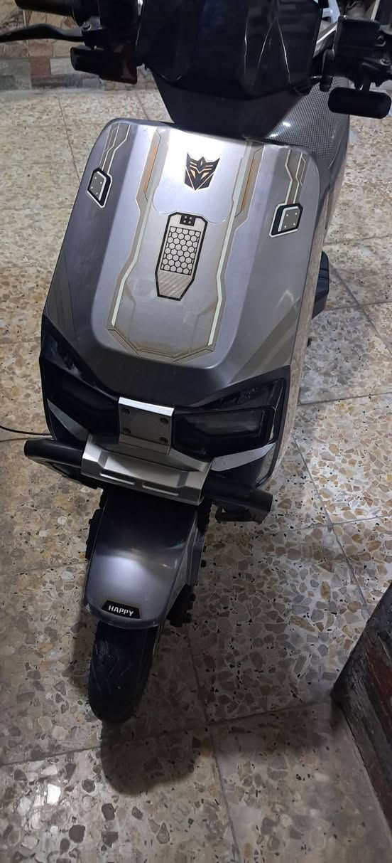 سلام عليكم دراجه شحن مال بيت نضيفه للبيع السعر 500 وبيها مجال العنوان بغداد الدوره ابو دشير ***********
