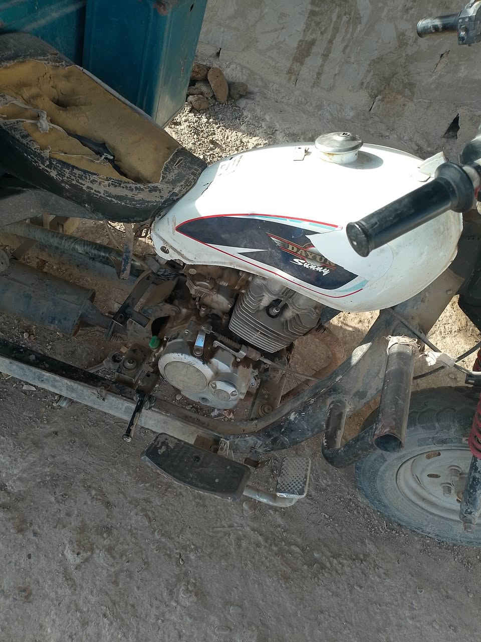 ***********=***********=
ستوته للبيع دايوان ،  عوزهه تاير، جانبي، وكيربوكس سعرهه 450 وبيهه مجال حك الجيه مكاني بغداد الرضوانيه الشرقيه
