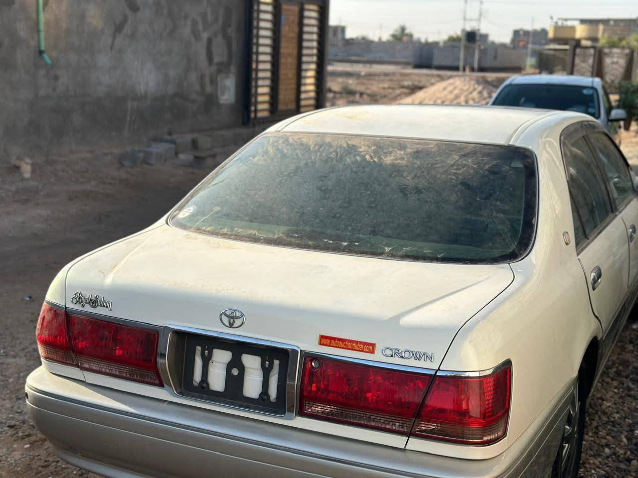 السلام عليكم جنون دكمتين سلايت فتحة كرستال اصل قرار ١٠٢ تسجيل جديد  بأسمي خضراوي موديل ٢٠٠٣ كفالة عامة سيارة زيرو ٤كشنات كهربائي بردة كهربائيه كامرات جانبيه اريل امامي حساسات امامي خلفي تحوير النجف  بس دشبول امارات مكان البصرة السعر ١٥٥ الاتصال ***********
