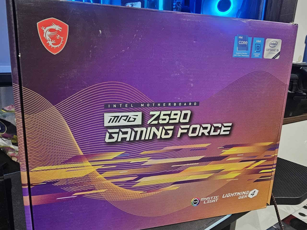 مذر بورد 
Msi
MPG Z590 GAMING FORCE

شغال بدون اي مشكله صارله سنه عندي جديد ونظيف
مكاني بغداد شارع الصناعه تكدر تفحصه براحتك يمي بالشركة

سعره 220 الف
***********
