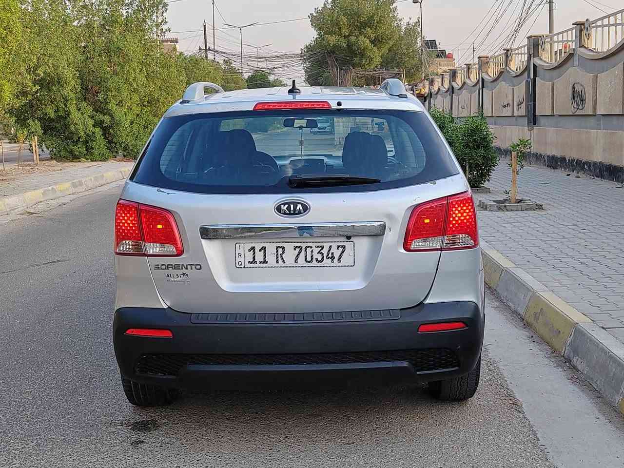 سورنتو 2012 رقم بغداد وارد امريكي حادثها جاملغ وباب وبيها 3 قطع صبغ
مكينه 2400 دوش شرط مامفتوحه

شاشه وكاميرا خلفيه دواره

5 راكب قطعتين تبريد

بجم زنون

السياره جاهزه مكينه كير مكفولات تبريد ثلج

السعر 97 ورقه وبيها مجال بسيط

مكانها كربلاء

***********
