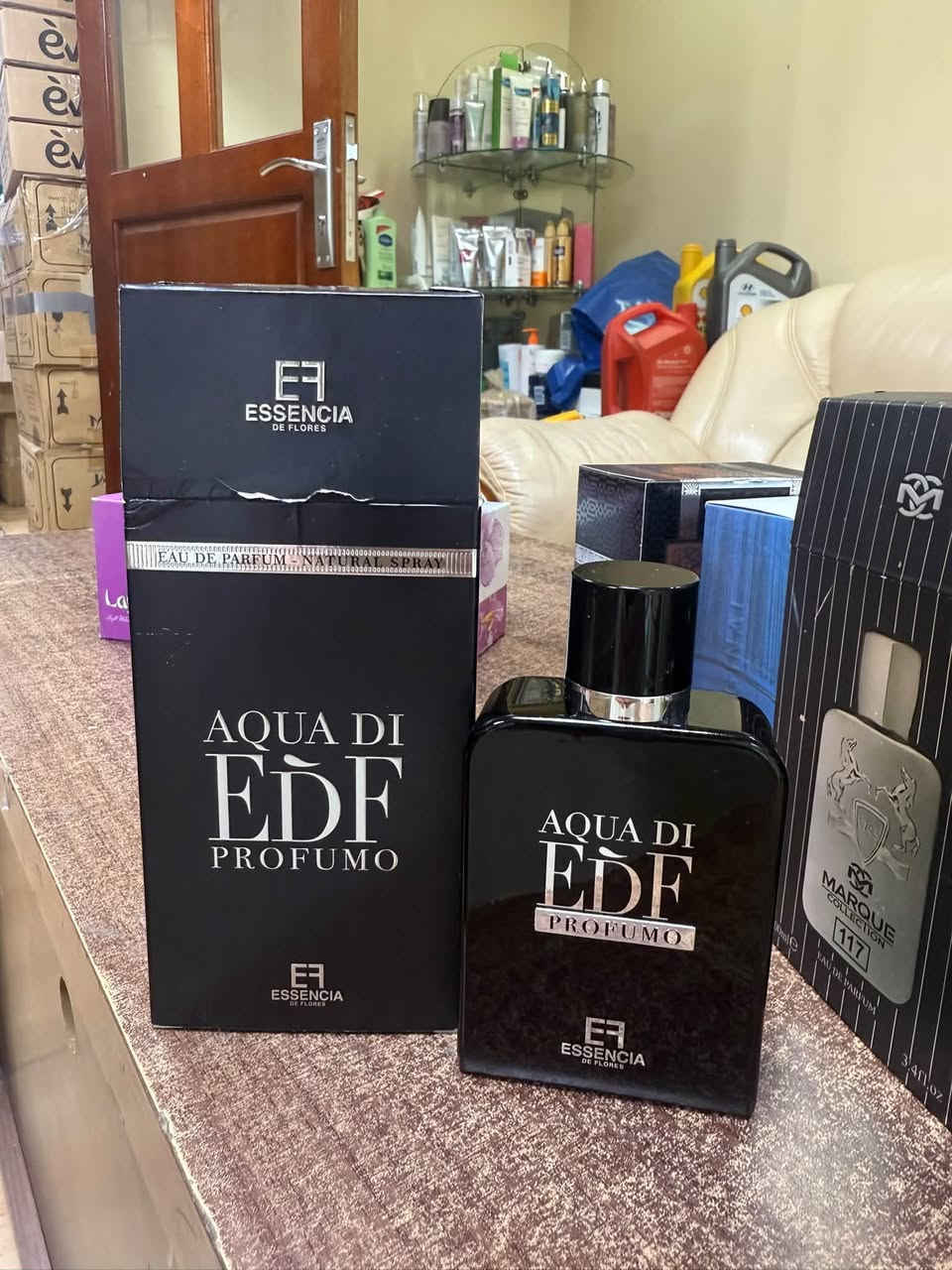 تتوفر عطور جمله ب انسب لاسعار ل تواصل خاص او ع رقم التالي ***********
