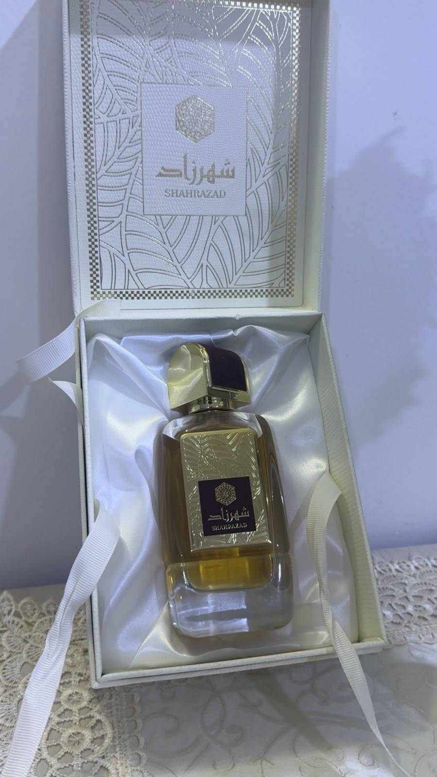 اختار عطر تغليف مجاني + توصيل مجاني 
سعر 35فقط 
موصزف الوردي + موصوف بلو+ شهرزاد 
هداياكم نازكه يم اثر 
***********
شطره يتوفر توصيل كافه محافظات العراق
