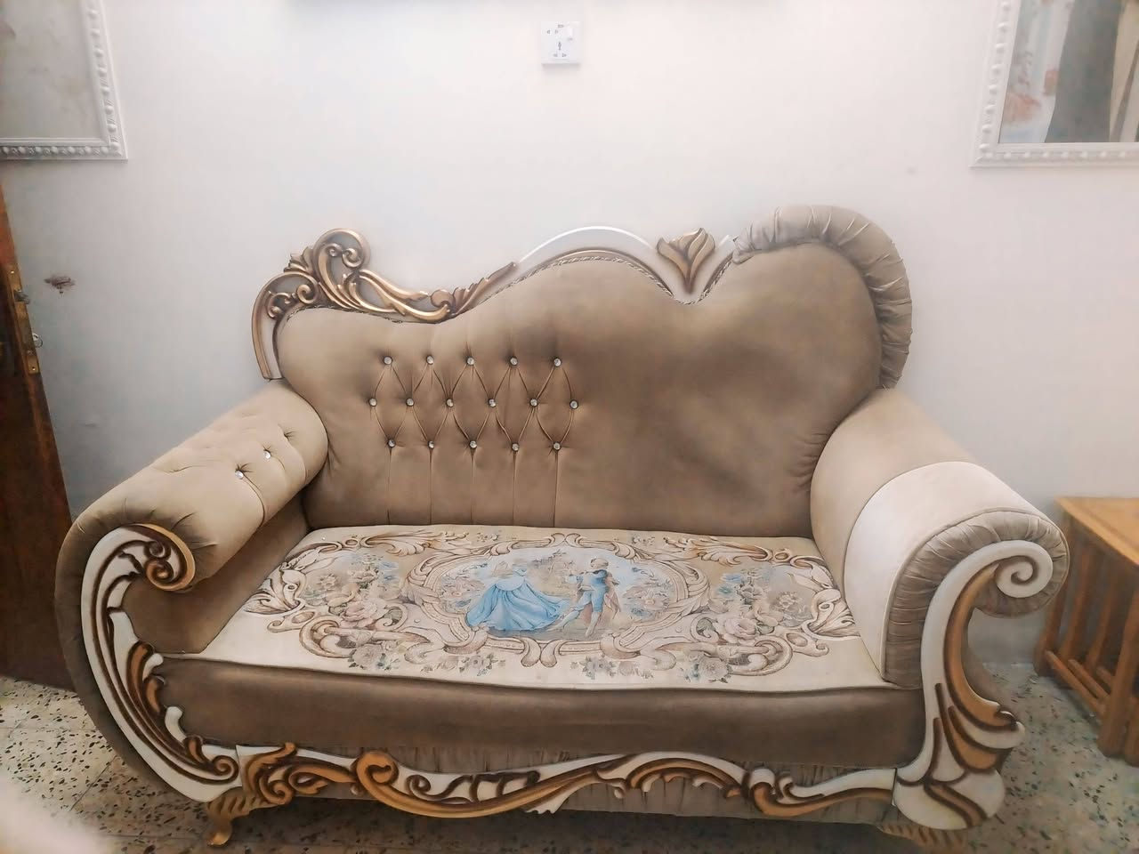 سلام عليكم تخم للبيع سعر 250 مكاني بغداد الكماليه للاستفسار والاتصال على الرقم ***********
