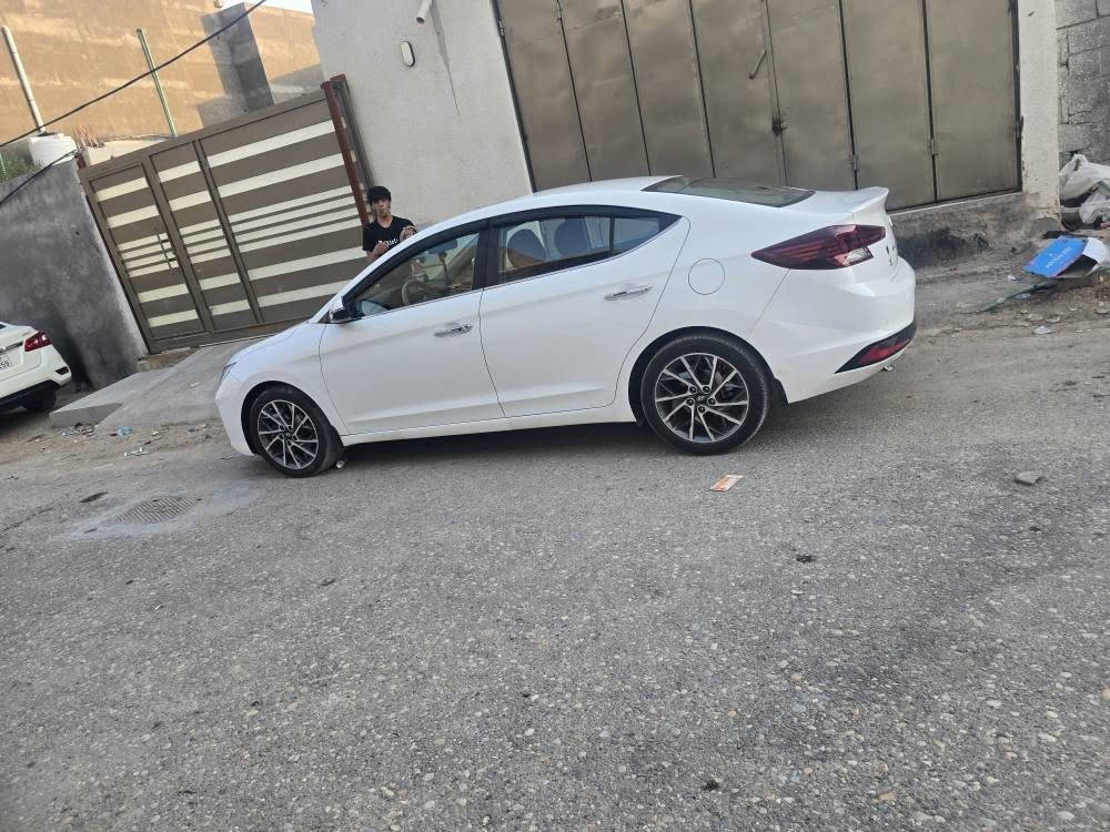 الانترا موديل 2020 خليجي رقم نكليزي بغداد مشروع وطني احوالك ابأي محافظه بأسمي السنويه ال ٣١ فول مواصفات فتحه تشغيل بصمه ابواب بصمه ترحيب حساسات خلفيه كامره دوارده شاشه كبيره تبريد خلفي مري شفط ويل كب ١٧ كروم محرك 2000 دوش السياره جاهزه مكفوله كفاله عامه ماعدا مبدل باب العبري اصلي مكفوله من الصبغ حداده تبىيد محرك كير السياره بصمتين وياها السعر 155 العنوان بصره *********** البصرة, العراق
